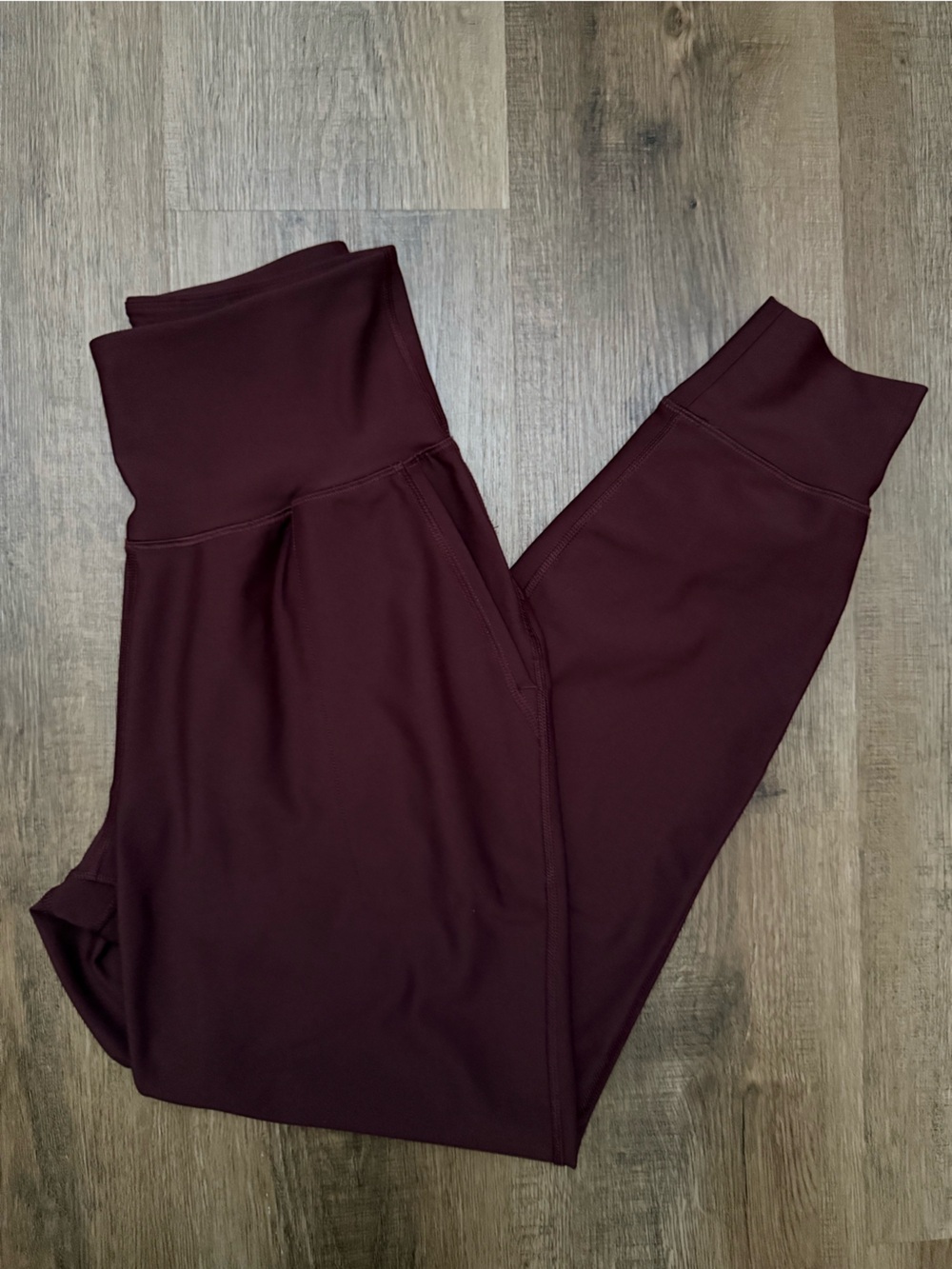 NWOT Old Navy Powersoft Joggers